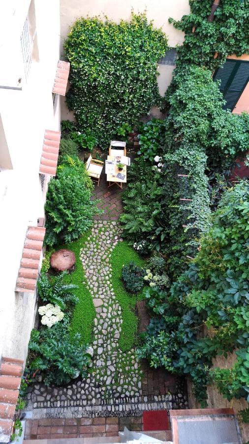 Apartament Giardino Segreto - History And Design Bolonia Zewnętrze zdjęcie