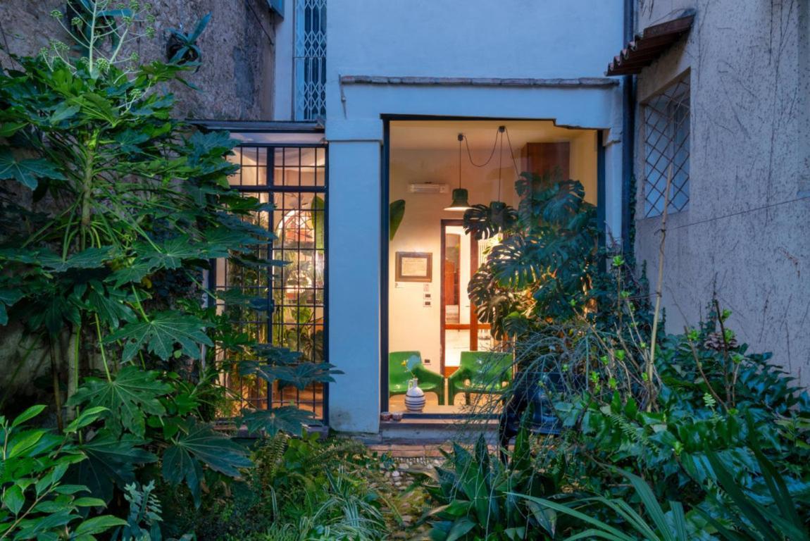 Apartament Giardino Segreto - History And Design Bolonia Zewnętrze zdjęcie